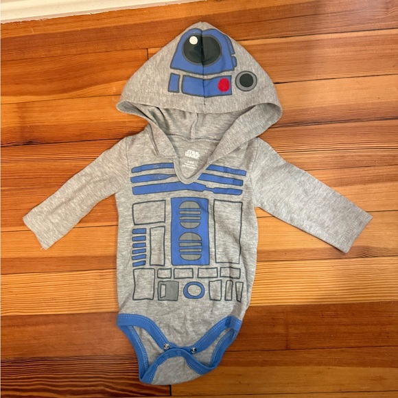Star Wars Gray Baby Bodysuits / Onsies - Picture 2 of 9